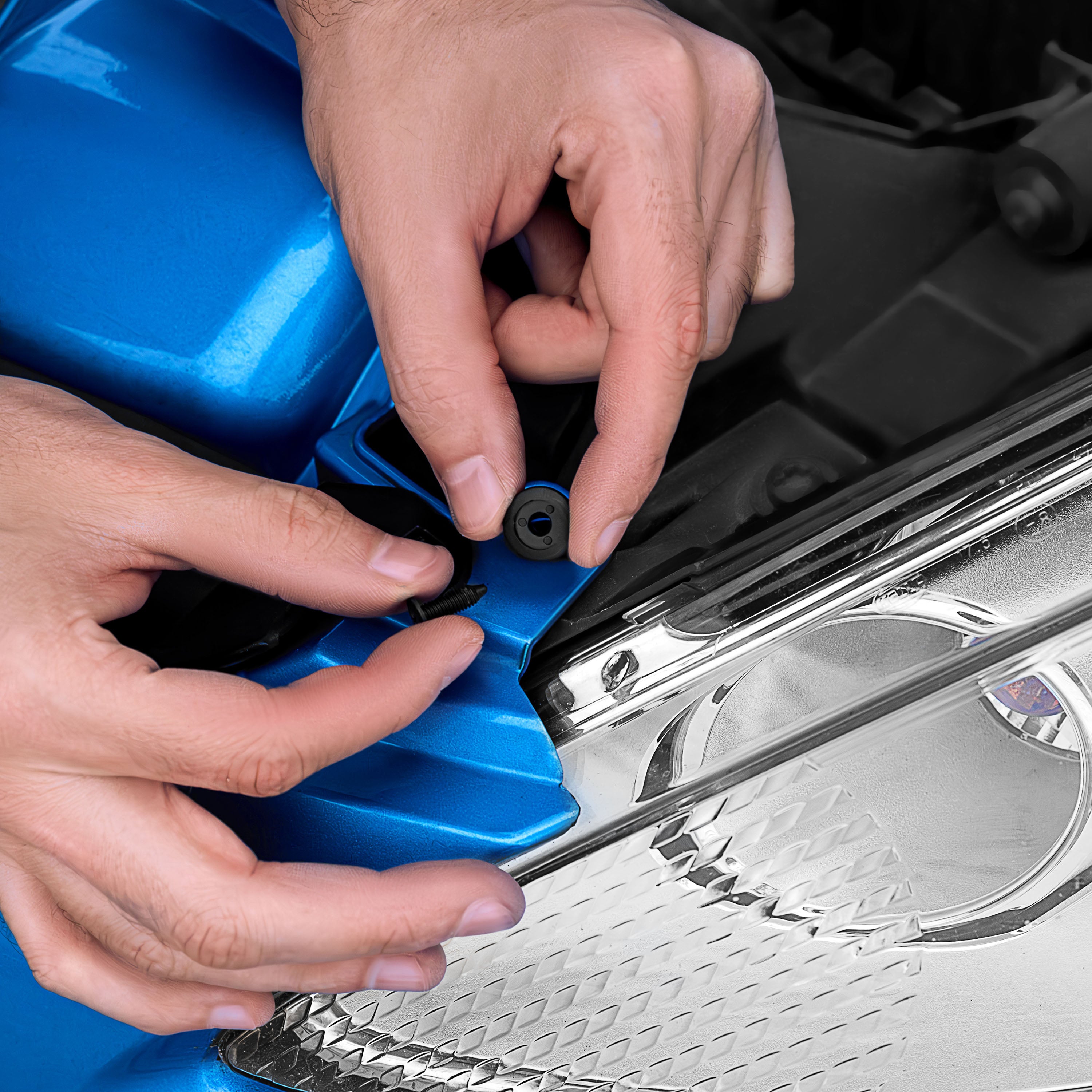 Car mounting clips - set of 100