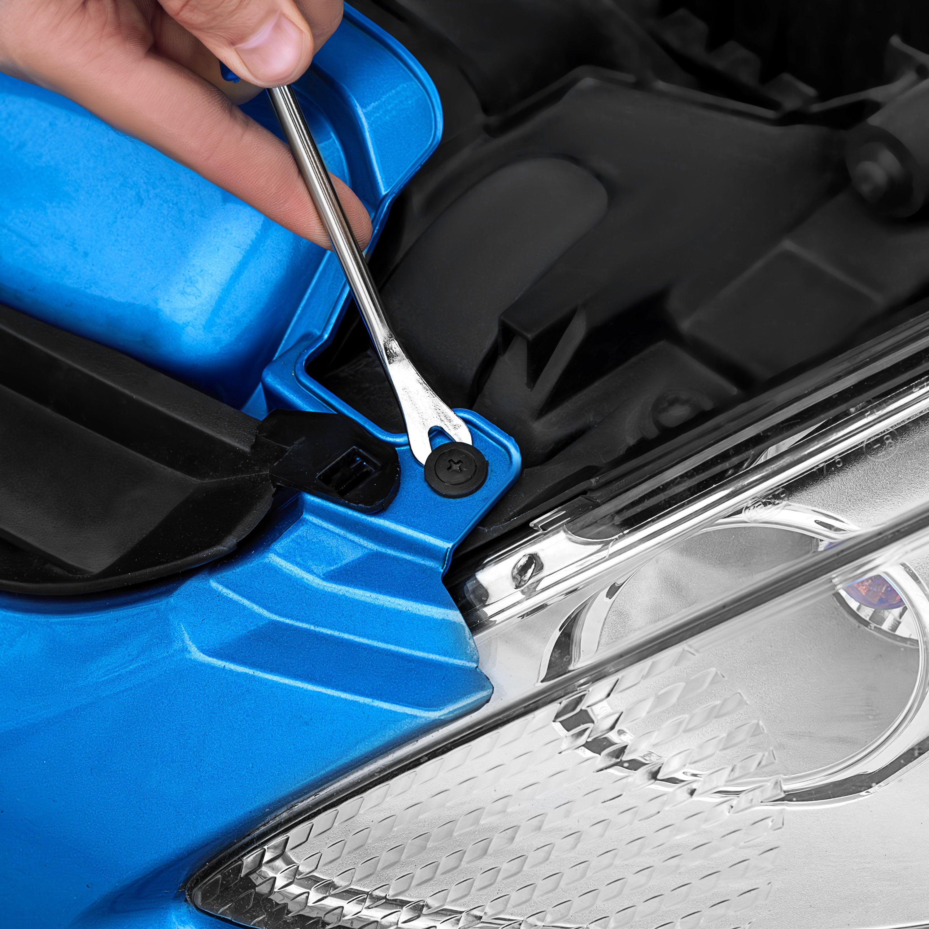 Car mounting clips - set of 100