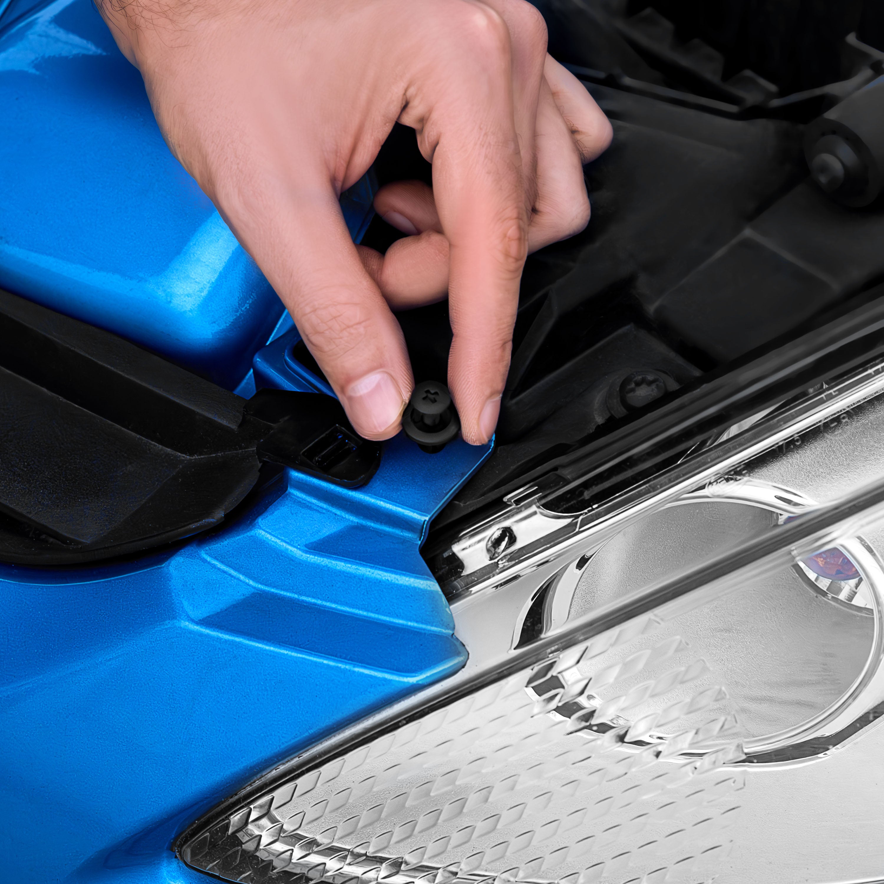 Car mounting clips - set of 100